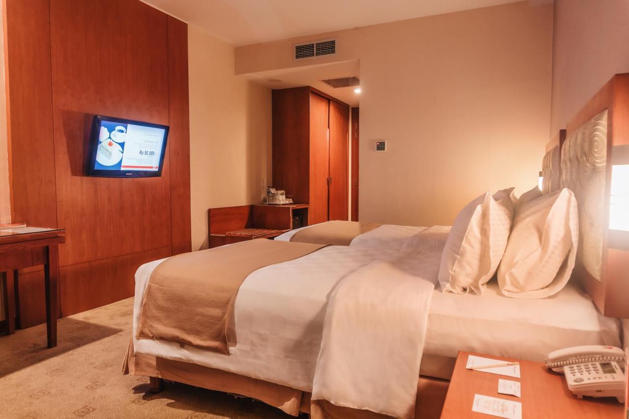 Swiss-Belinn Ska Пеканбару Екстериор снимка